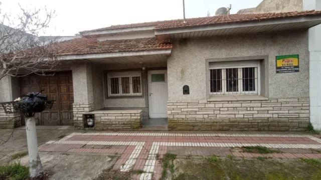 Casas, chalets en Venta — Ayacucho 4500