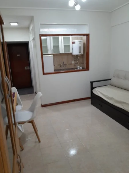 Departamentos, pisos y semipisos en Venta — Entre Ríos 1859