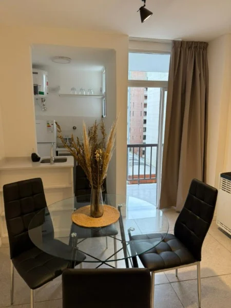 Departamentos, pisos y semipisos en Venta — Colón 2631