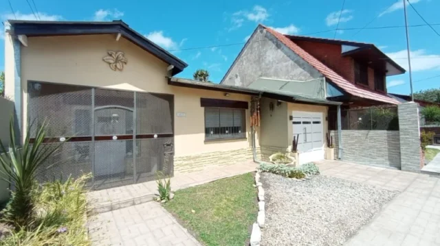 Casas, chalets en Venta — Falkner 4400