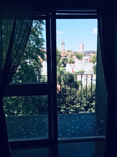 Departamentos, pisos y semipisos en Venta — Olavarria 2345