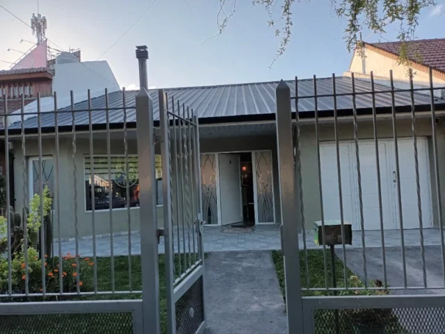 Casas, chalets en Venta — RIZUTTO