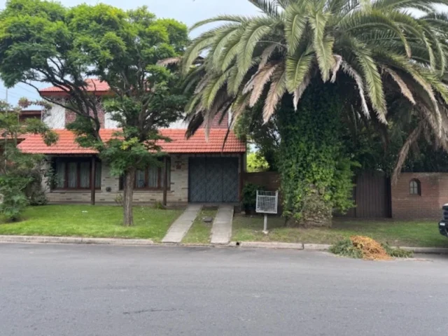 Casas, chalets en Venta — Garcia Lorca 1744