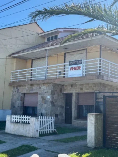 Casas, chalets en Venta — Serrano 3969