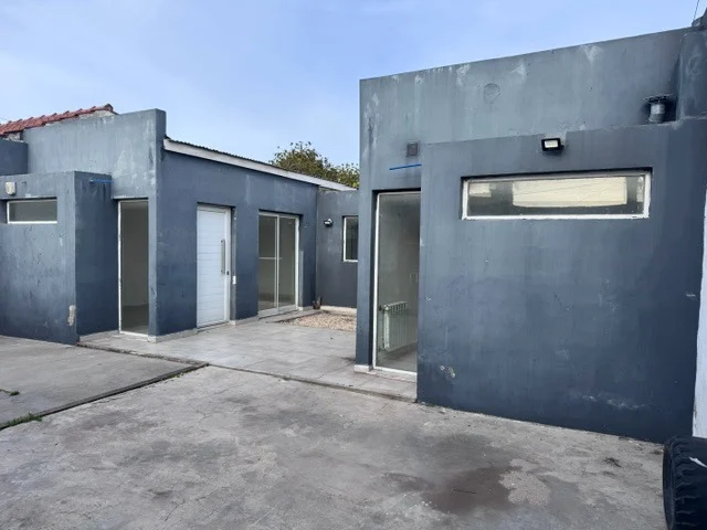 Casas, chalets en Venta — Cdad. de Oneglia 616