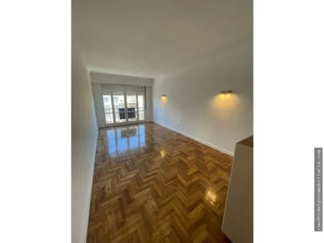 Departamentos, pisos y semipisos en Venta — Colon 2169
