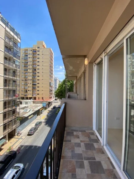 Departamentos, pisos y semipisos en Venta — Buenos Aires 2227