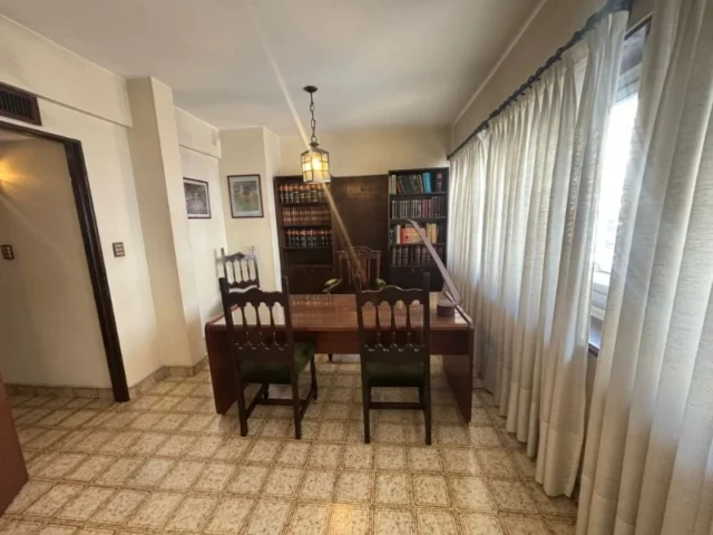 Departamentos, pisos y semipisos en Venta — garay 2500