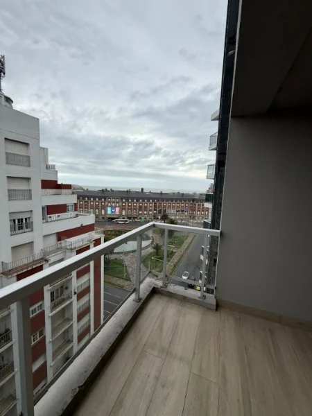 Departamentos, pisos y semipisos en Venta — moreno 2100