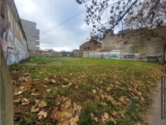 Lotes y terrenos en Venta — 3 DE FEBRERO Y NEUQUEN