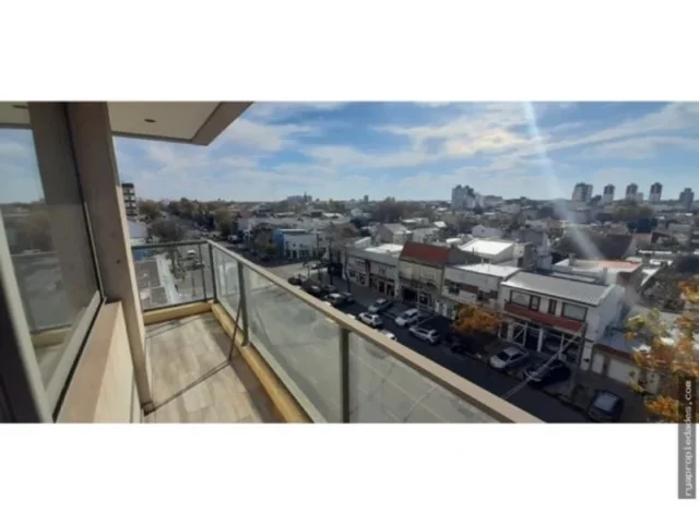 Departamentos, pisos y semipisos en Alquiler — Av. Colon 4040