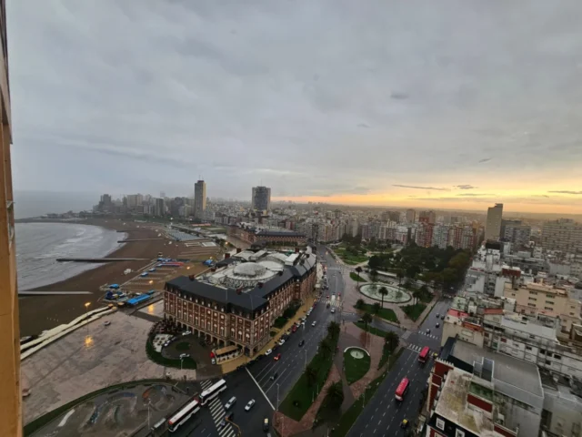 Departamentos, pisos y semipisos en Alquiler Temporario — San Martín 2110