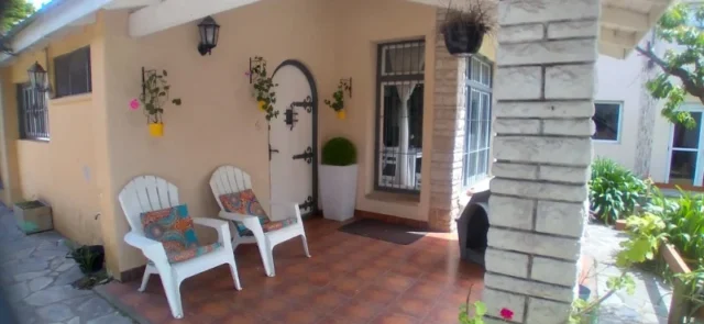 Casas, chalets en Venta — Plus Ultra 1420