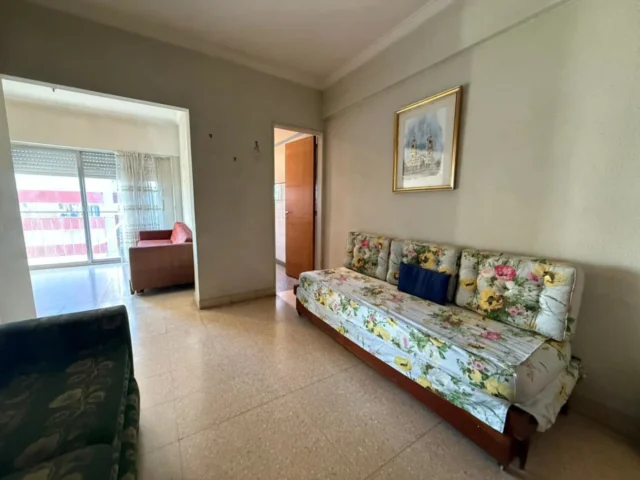 Departamentos, pisos y semipisos en Venta — Av. Colon 2500