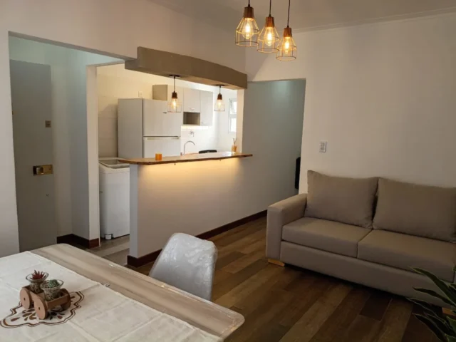 Departamentos, pisos y semipisos en Venta — Falucho 2500