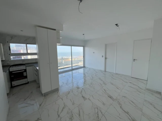 Departamentos, pisos y semipisos en Venta — Gutierrez 800