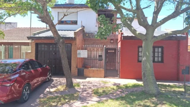 Casas, chalets en Venta — Victoriano Montes 3436
