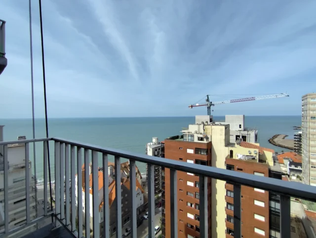 Departamentos, pisos y semipisos en Venta — Viamonte 2035