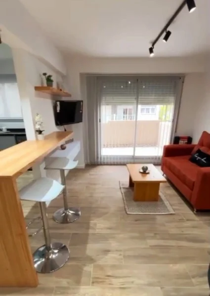 Departamentos, pisos y semipisos en Venta — Tucuman 2454