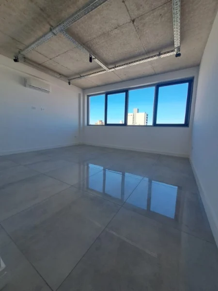 Oficinas en Alquiler — Rawson 3274