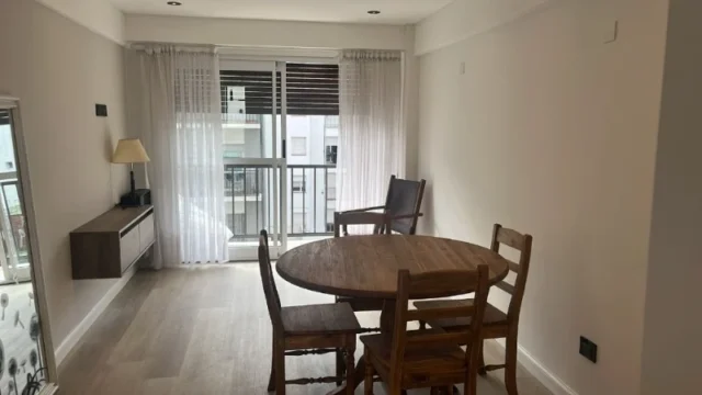 Departamentos, pisos y semipisos en Venta — Santa Fe y Colón