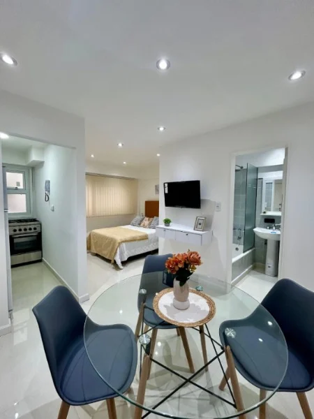 Departamentos, pisos y semipisos en Venta — Av. Colón 2236