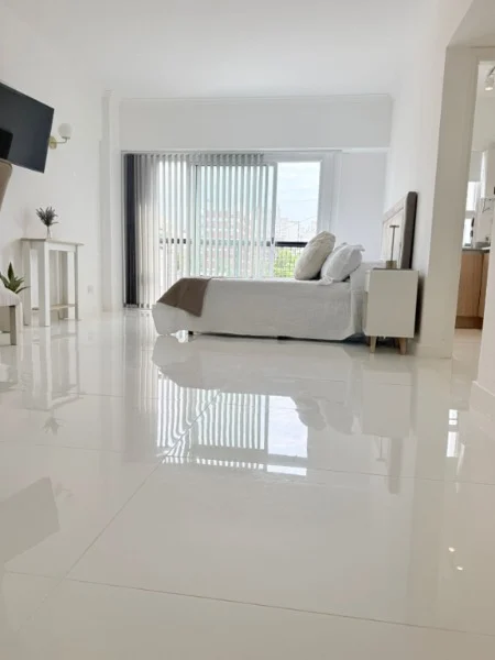 Departamentos, pisos y semipisos en Venta — Rivadavia 2742