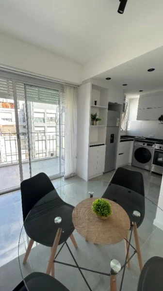 Departamentos, pisos y semipisos en Venta — BOLIVAR 2337