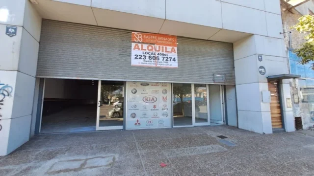 Locales en Alquiler — Juan B. Justo 3275
