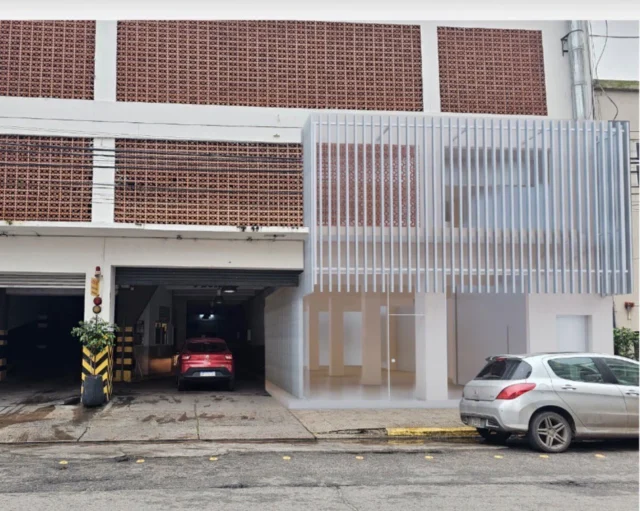 Locales en Alquiler — Balcarce 3238