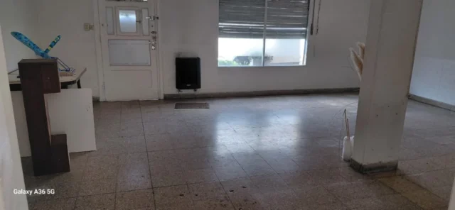 Casas, chalets en Alquiler — Tucuman 4567