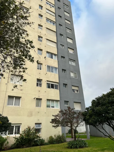 Departamentos, pisos y semipisos en Venta — Libertad