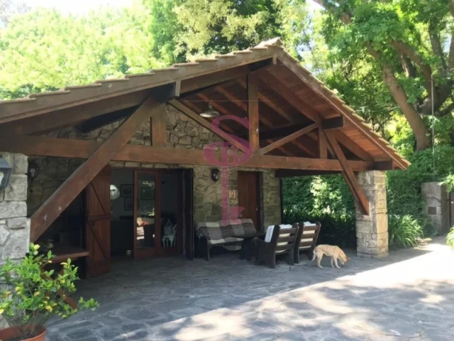 Casas, chalets en Venta — Namuncura