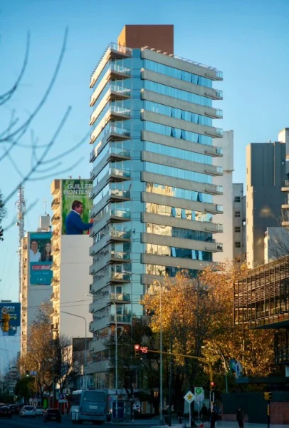 Departamentos, pisos y semipisos en Venta — diagonal pueyrredon 3200
