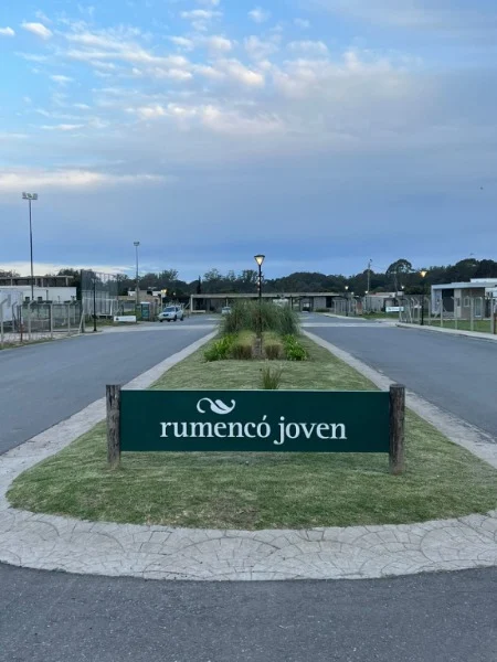 Lotes y terrenos en Venta — RUMENCO JOVEN