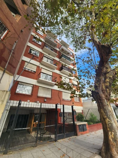 Departamentos, pisos y semipisos en Venta — Corrientes