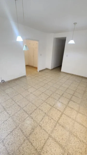 Departamentos, pisos y semipisos en Venta — Garay