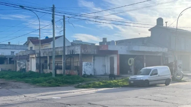 Locales en Venta — Av. José Manuel Estrada 4502