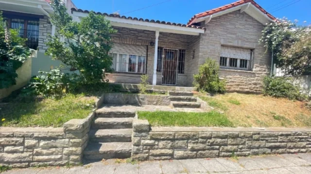 Casas, chalets en Venta — Buenos Aires 4056