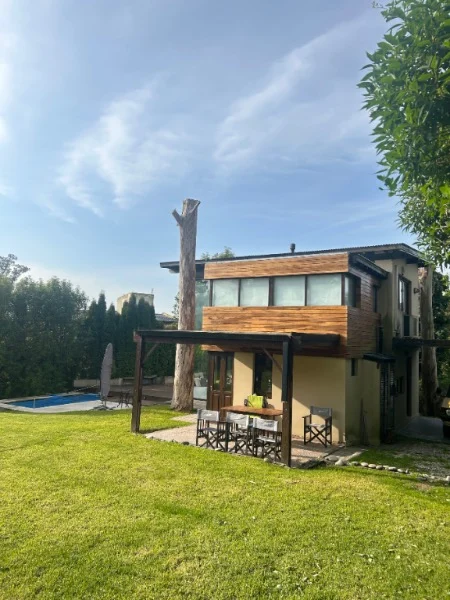 Casas, chalets en Venta — C. Enrique 320