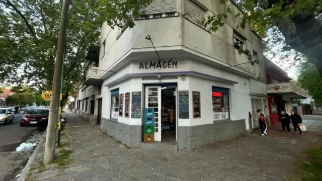 Locales en Alquiler — Libertad 3899