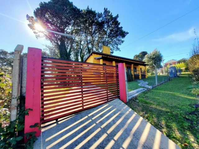 Casas, chalets en Venta — C. Faustino 204