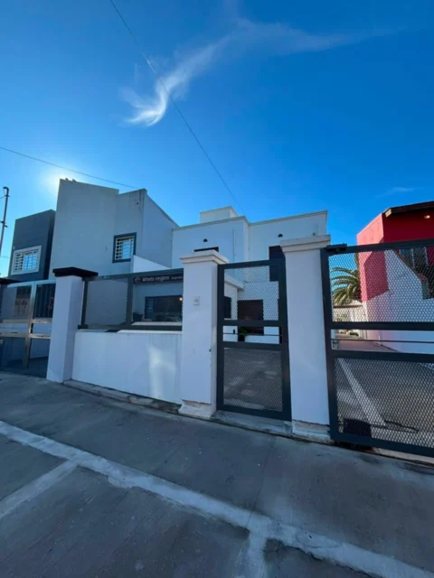 Casas, chalets en Venta — Carasa  2400