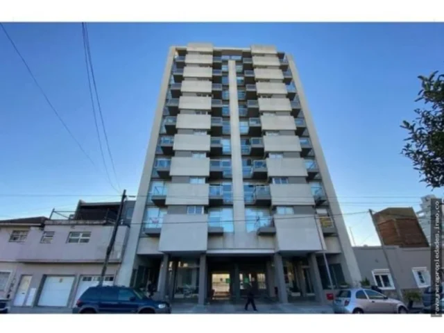 Departamentos, pisos y semipisos en Venta — Catamarca 3663