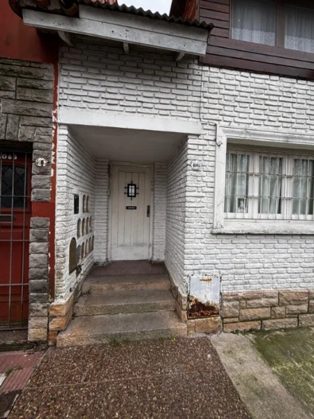 PH en Venta — Ituzaingo 4061