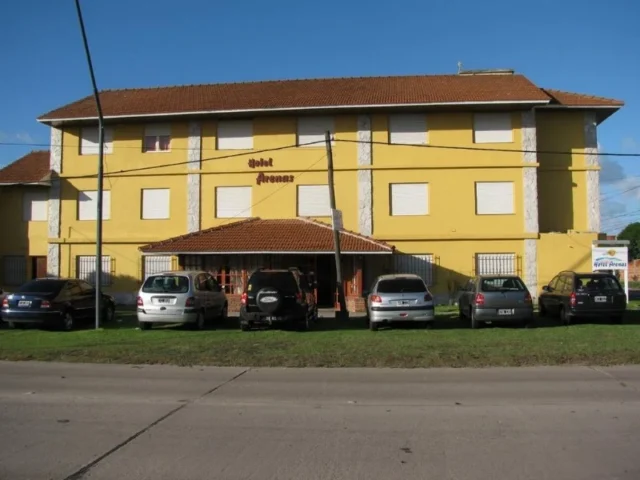 Hotel en Venta — Av. Mario Bravo 390