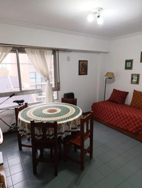 Departamentos, pisos y semipisos en Venta — falucho 2500