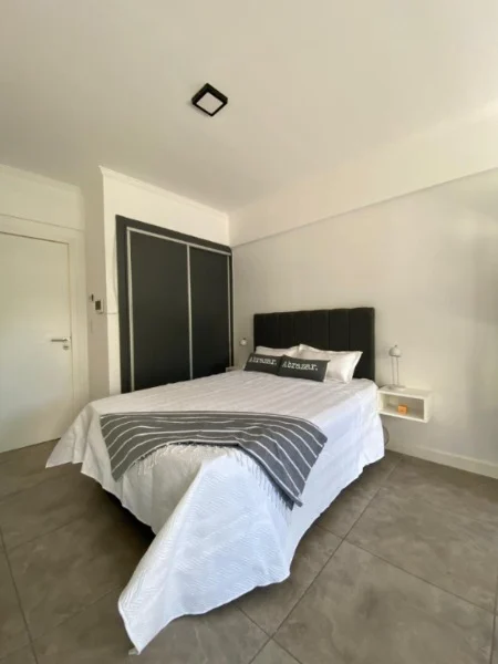 Departamentos, pisos y semipisos en Venta — Avenida Colon 3100