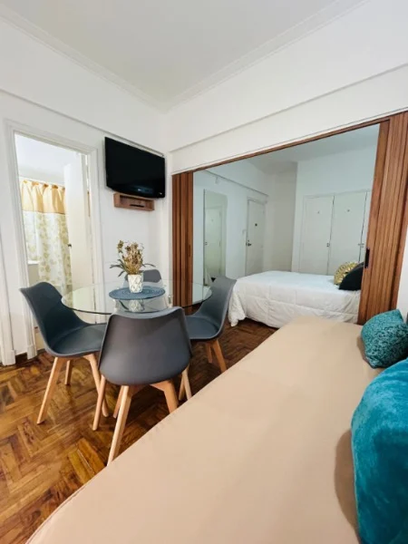 Departamentos, pisos y semipisos en Venta — Belgrano 2200
