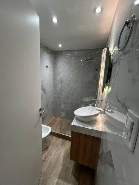 Departamentos, pisos y semipisos en Venta — Tucuman 2454